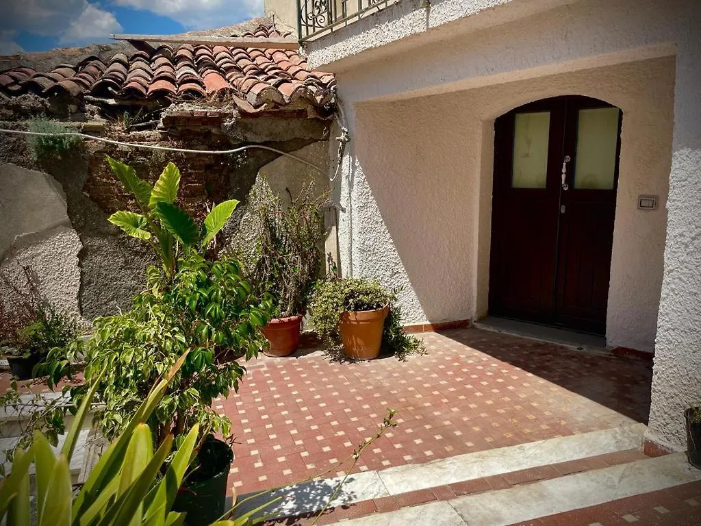 La Casina Di Venere Hotel Savoca Italy