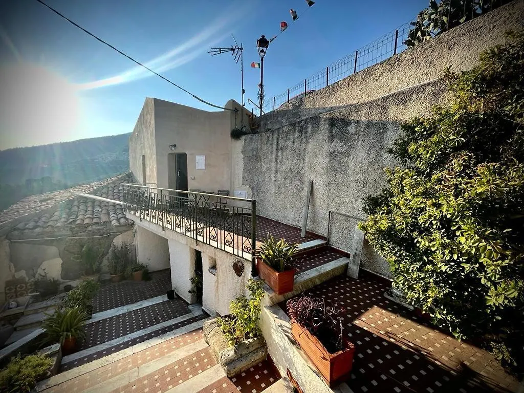 La Casina Di Venere Hotel Savoca Guest house