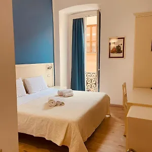 Drooms , Cagliari Italia